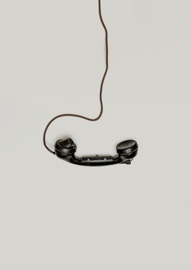 Appello ai giovani truffatori telefonici